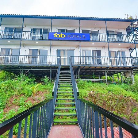 Hotel Fabexpress Vincy Palace, Mandrem Beach Zewnętrze zdjęcie