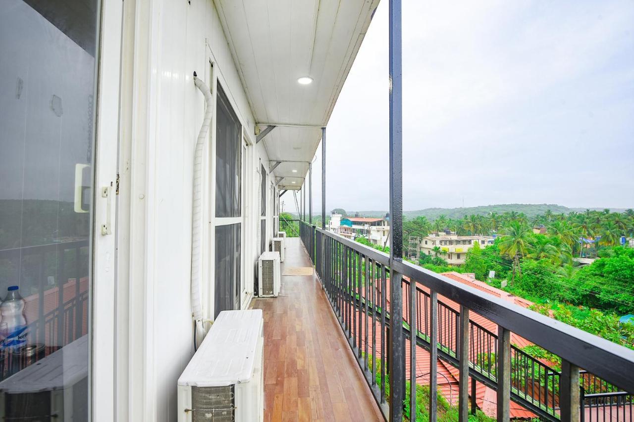 Hotel Fabexpress Vincy Palace, Mandrem Beach Zewnętrze zdjęcie