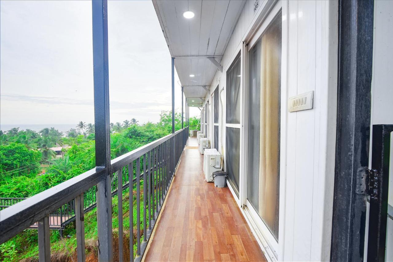 Hotel Fabexpress Vincy Palace, Mandrem Beach Zewnętrze zdjęcie